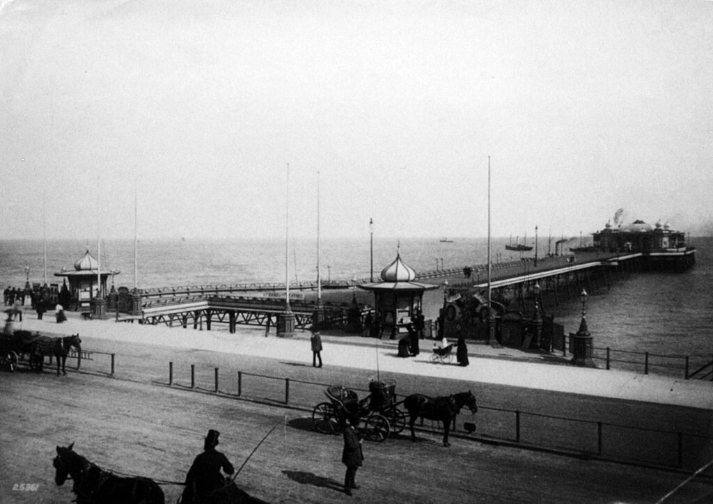 1881-1899 Hastings pier